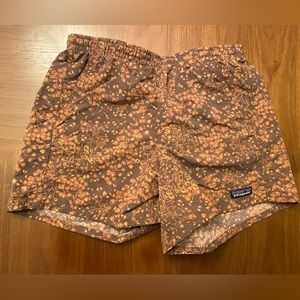 PATAGONIA - S - WOMEN’S BAGGIES SHORTS 5” RELAXED FIT